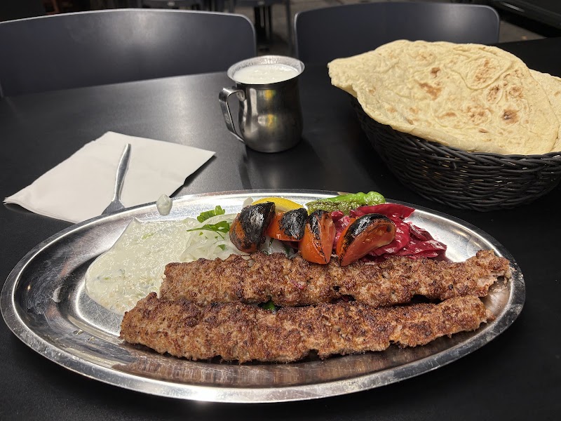 Sara Restaurant photo 2