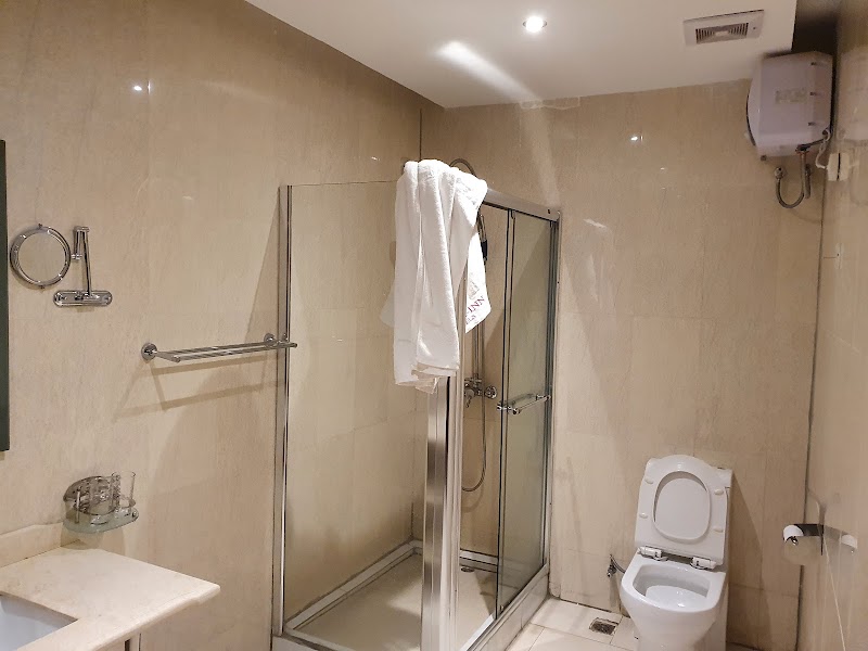 Check Inn Hotel photo 3