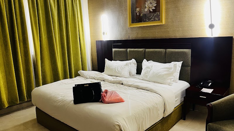 Check Inn Hotel photo 2
