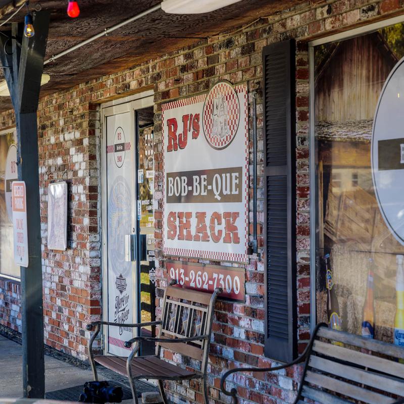 R.J.'s Bob-Be-Que Shack photo 1