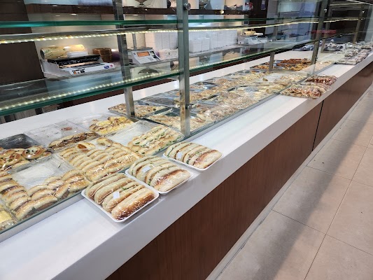مخابز و حلويات فرح أفندينا - Afandina Bakery and Sweets‏
