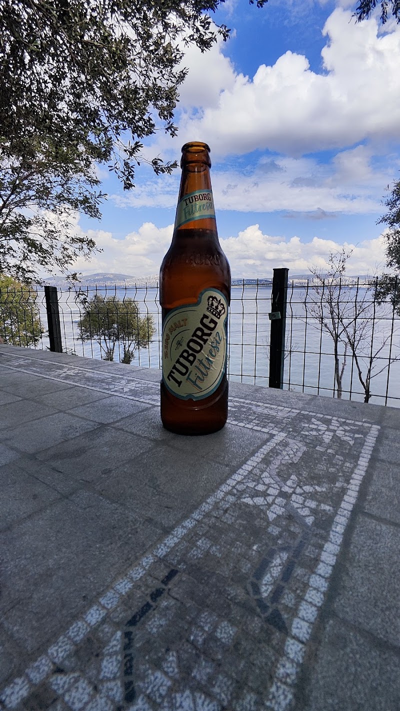 İncir Cafe - Adalar Kafe