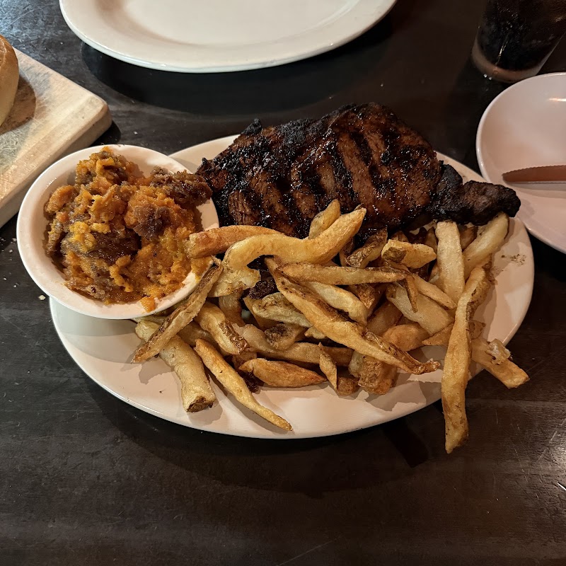 Shades Café & Steakhouse photo 3