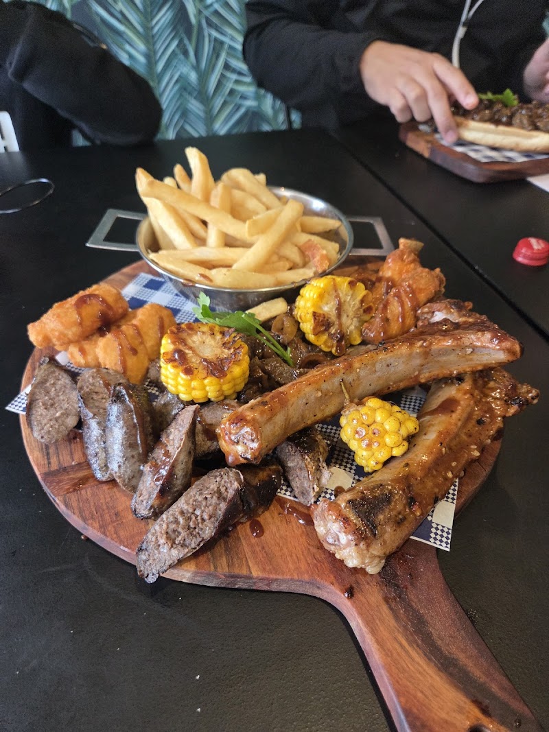 Saffron Safari photo 3