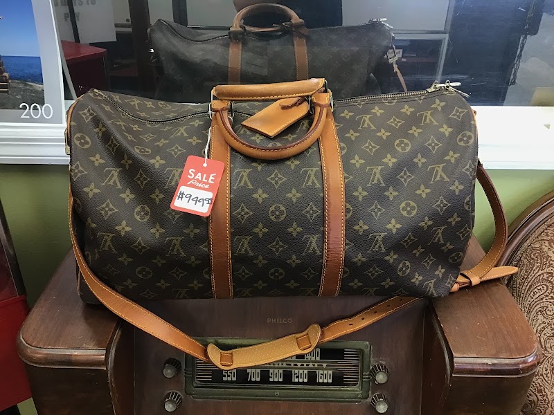 Holley's Pawn Store INC photo