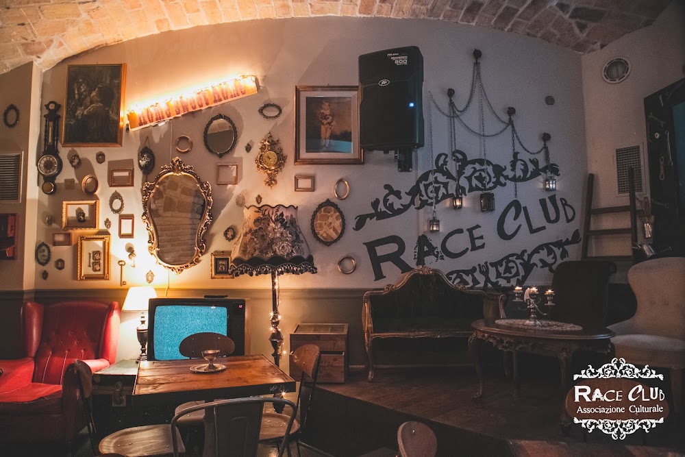 The Race Club Roma Speakeasy - Cocktail Bar - fotoğraf 1