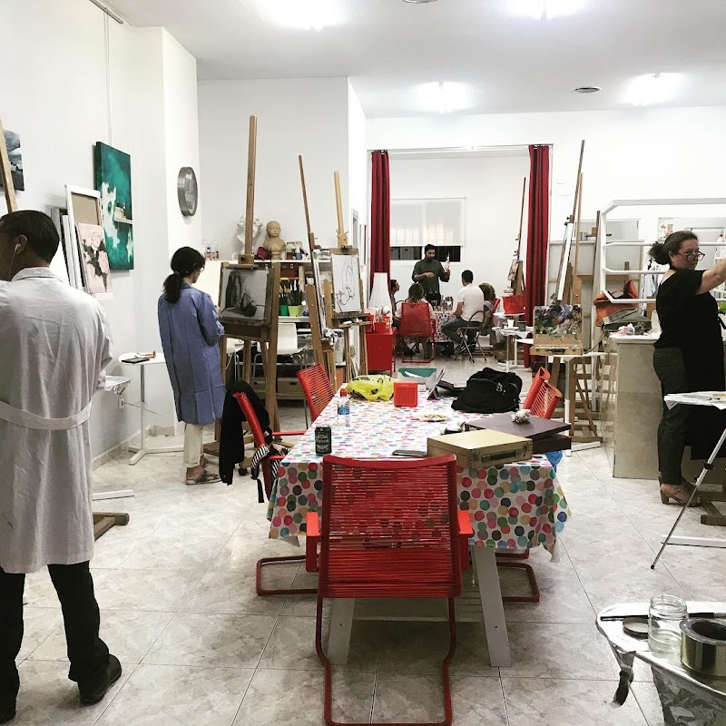 Escuela de Arte Belén Cobaleda I Clases de Dibujo y Pintura | Tres Olivos