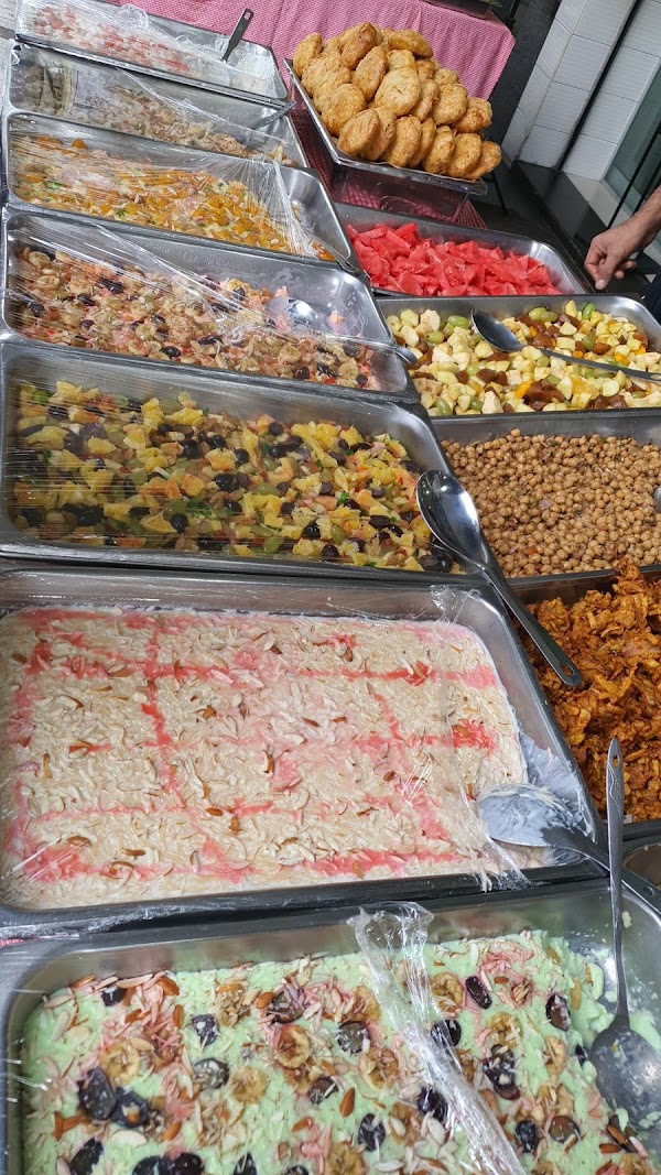 Pakeeza Restaurant - Photo 1