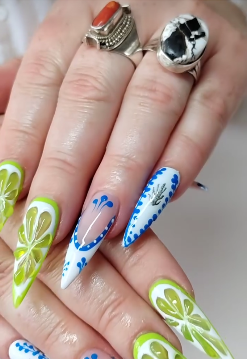 Top Coat Nail Lounge