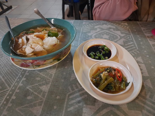 D'Midnight Tomyam & Seafood - Photo 1