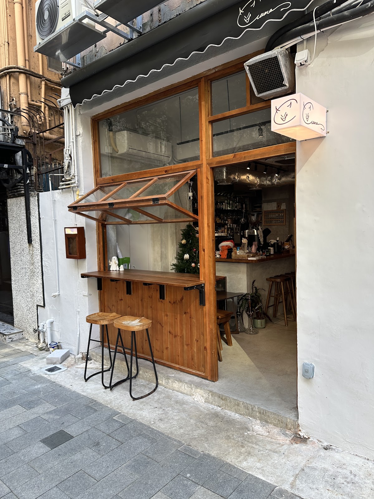 Cuma Cafe & Bar photo 1
