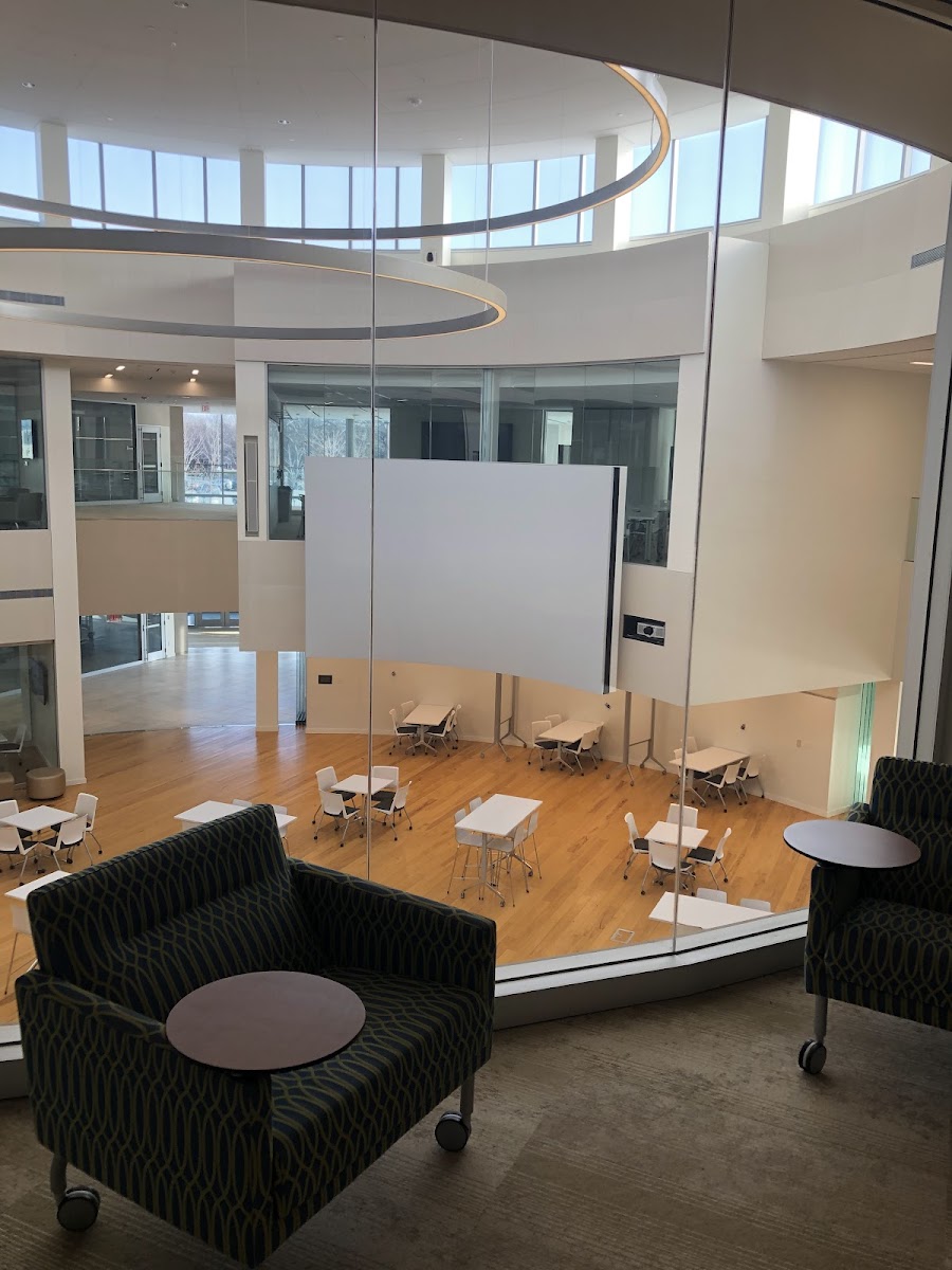 ブライアント大学（Bryant University）（Smithfield、ロードアイランド州）