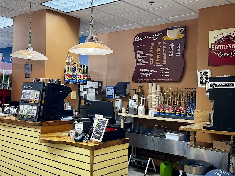 Boxcar & Caboose photo 3