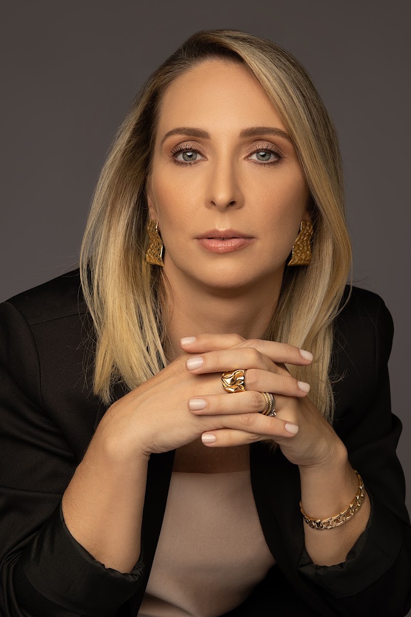 Dra Vanessa Engelmann - ginecologista Joinville - Laser Íntimo