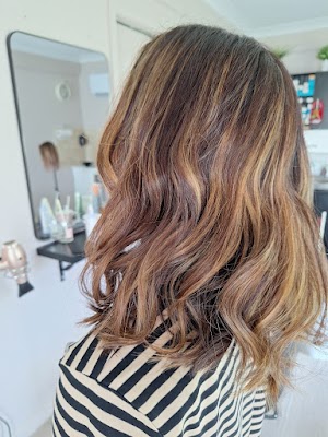 S&V Hair and Beauty photo 2