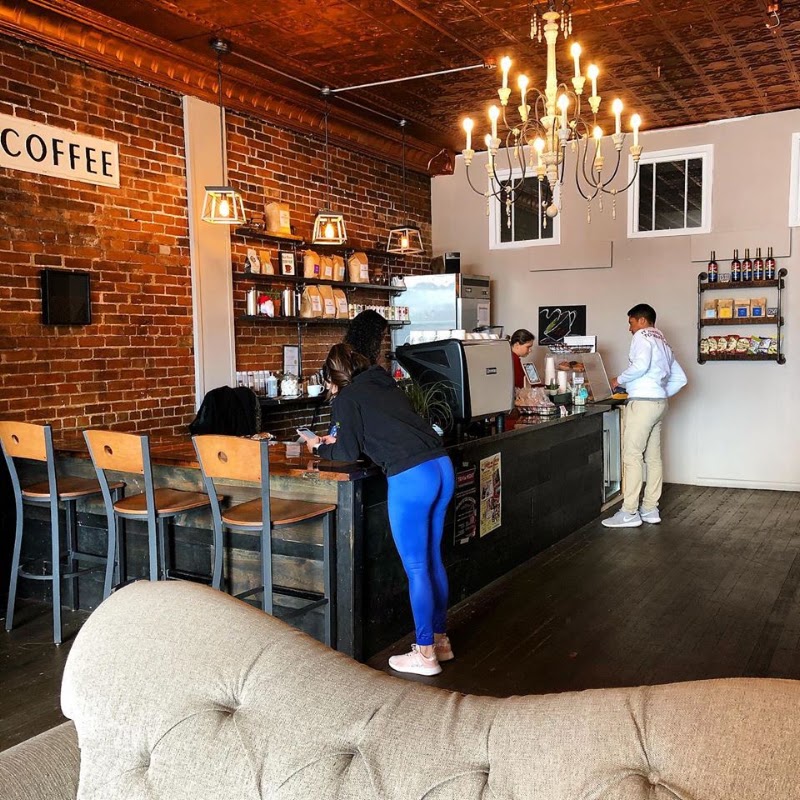Black Pearl Café photo 1