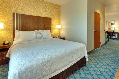 Spacious, newly renovated rooms