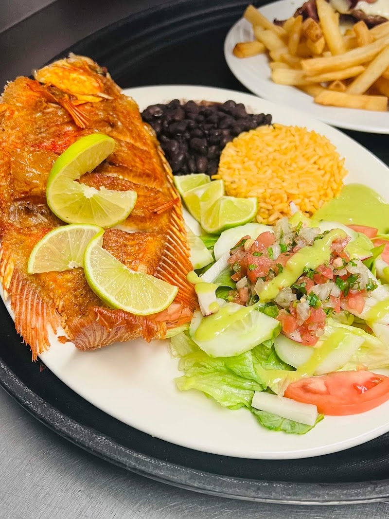 Placita Latina Salvadoran & Mexican cuisine photo 3