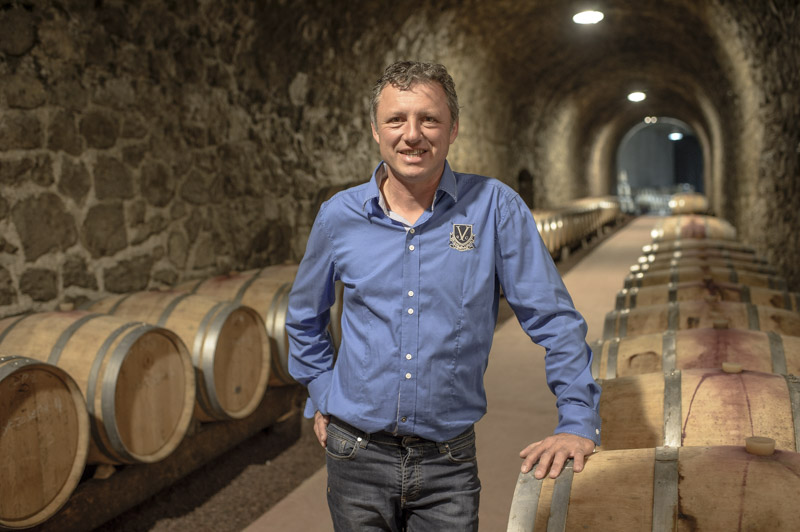 Robert Stéphane - DOMAINE DU TUNNEL - BOUTIQUE / caveau de dégustation. OUVERT AU PUBLIC