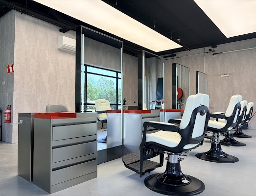 BSPOKE BARBER & HAIR LOUNGE MALVERN