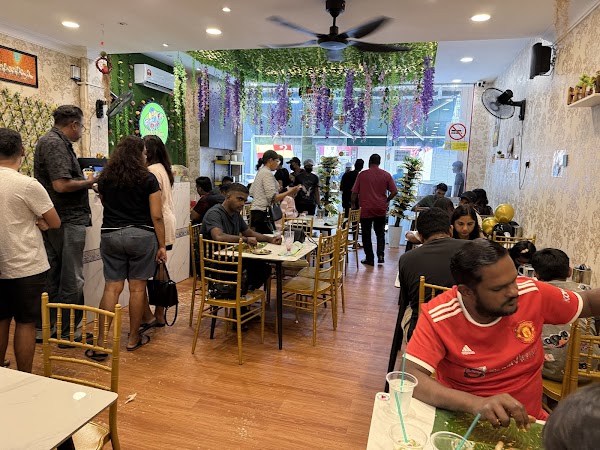 Uncle Mano Banana Leaf Restaurant