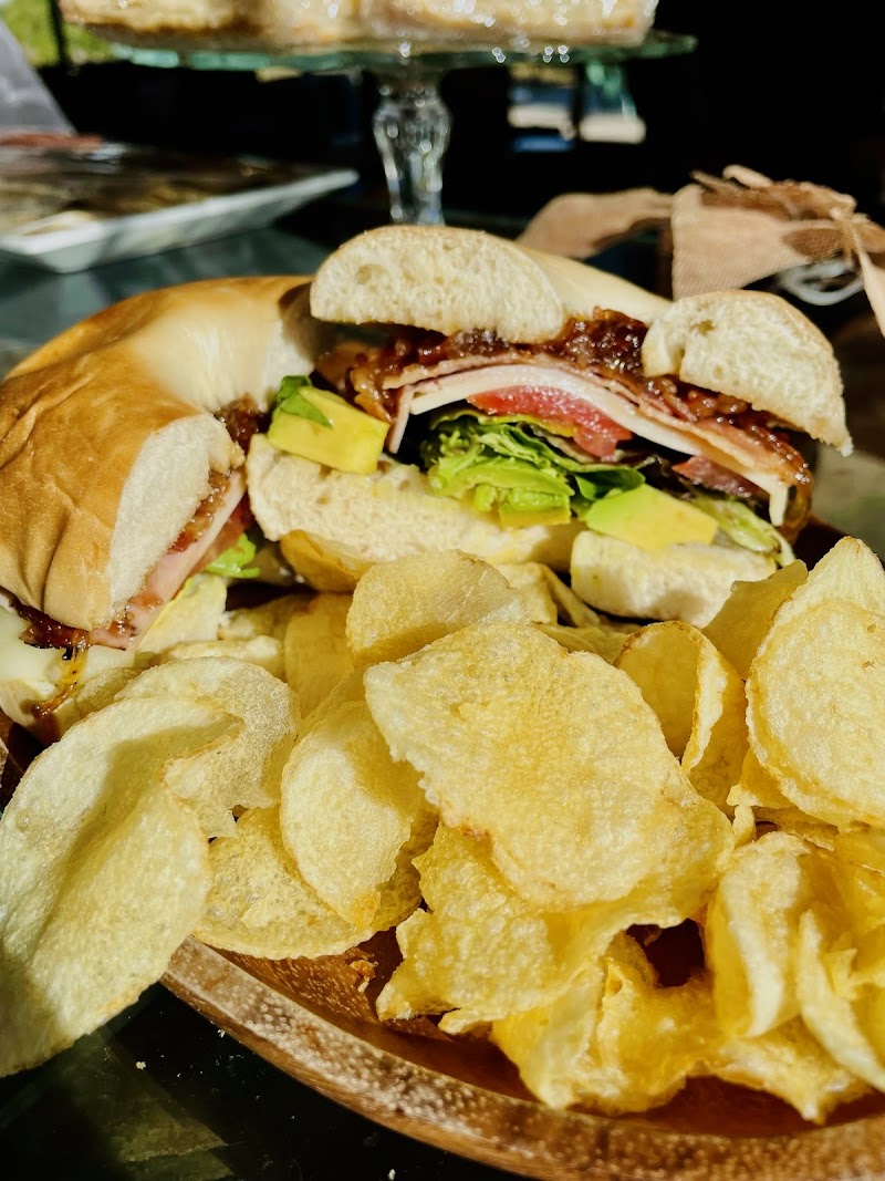 Tea and Rose Coffee and Boba Tea shop photo 4