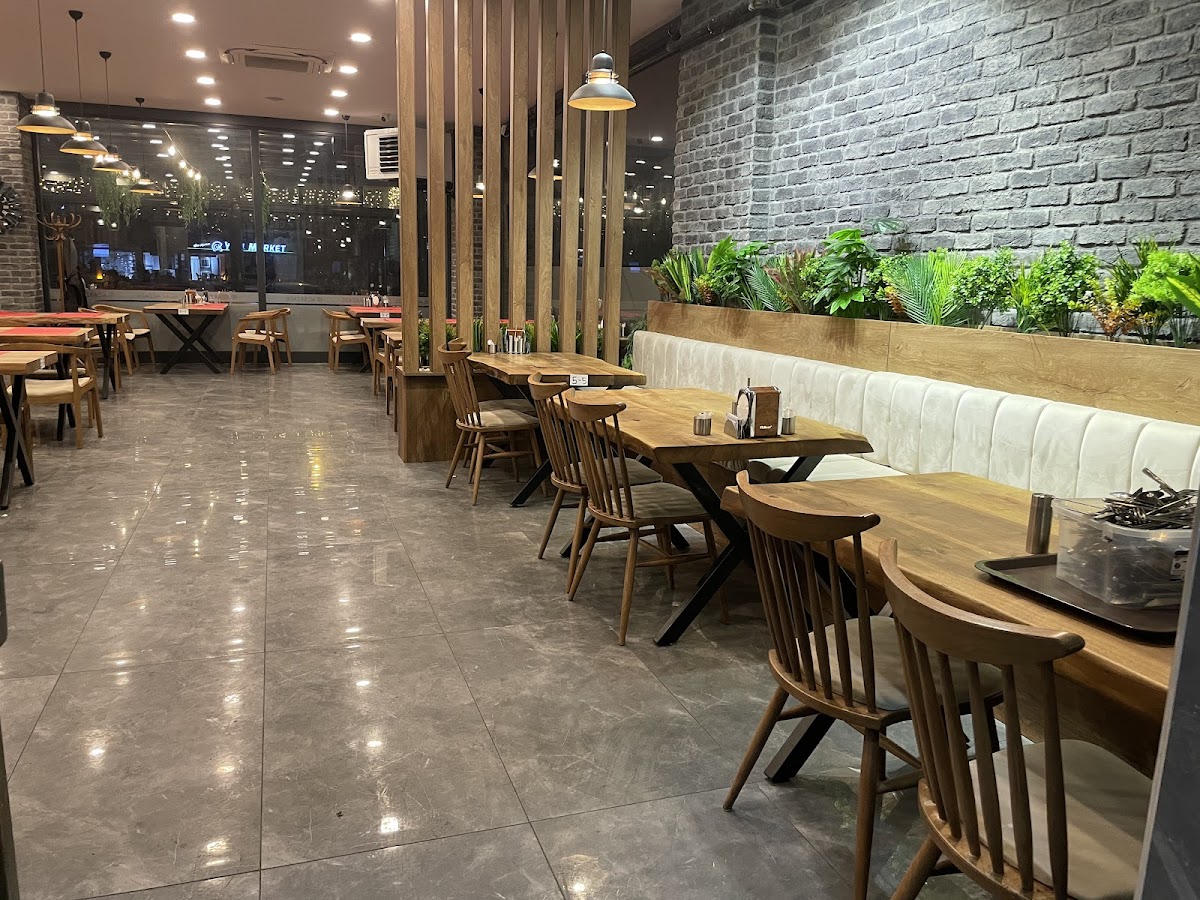 ACARZADE KEBAP & TEPSİ ET & LAHMACUN