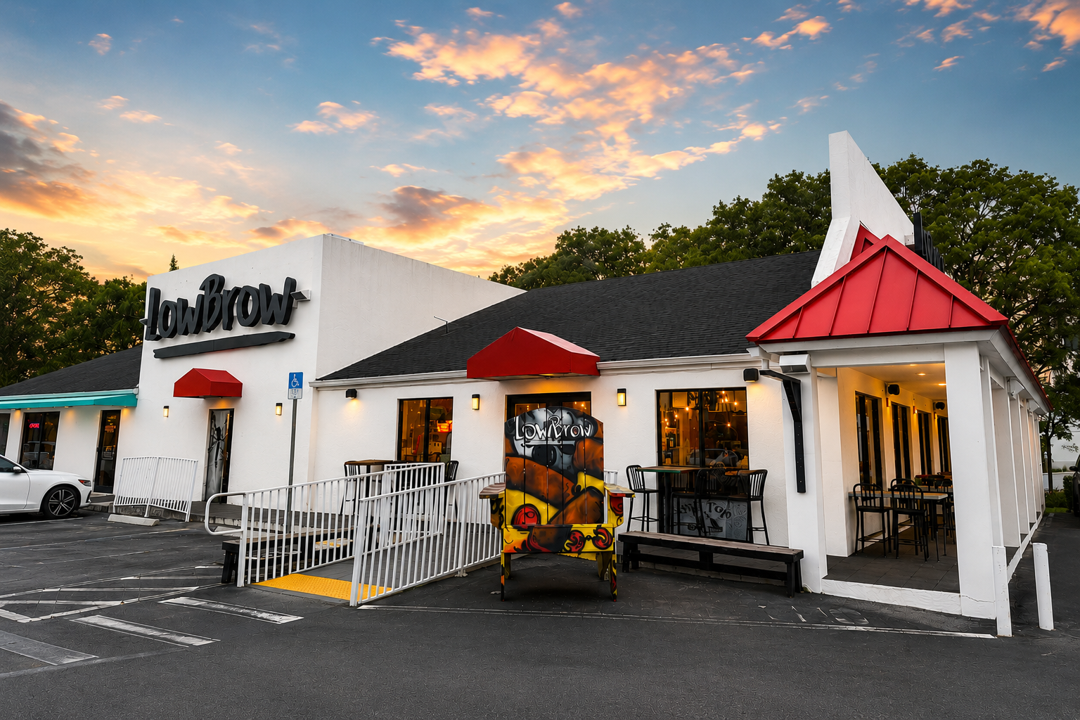 LowBrow Pizza & Beer