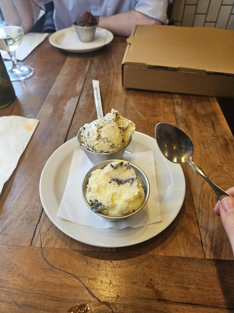 Fireflour Pizzeria & Coffee Bar photo 4