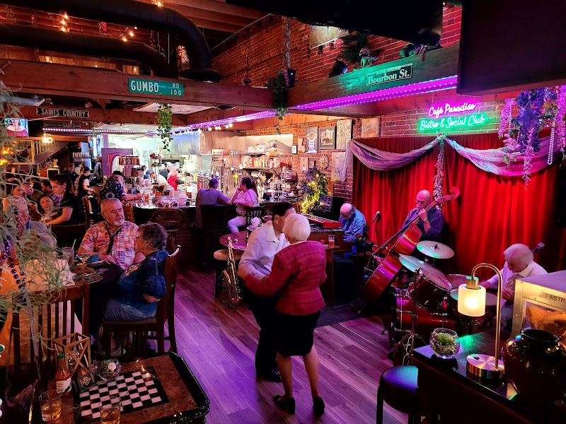 Café Paradiso Bistro & Social Club photo 3