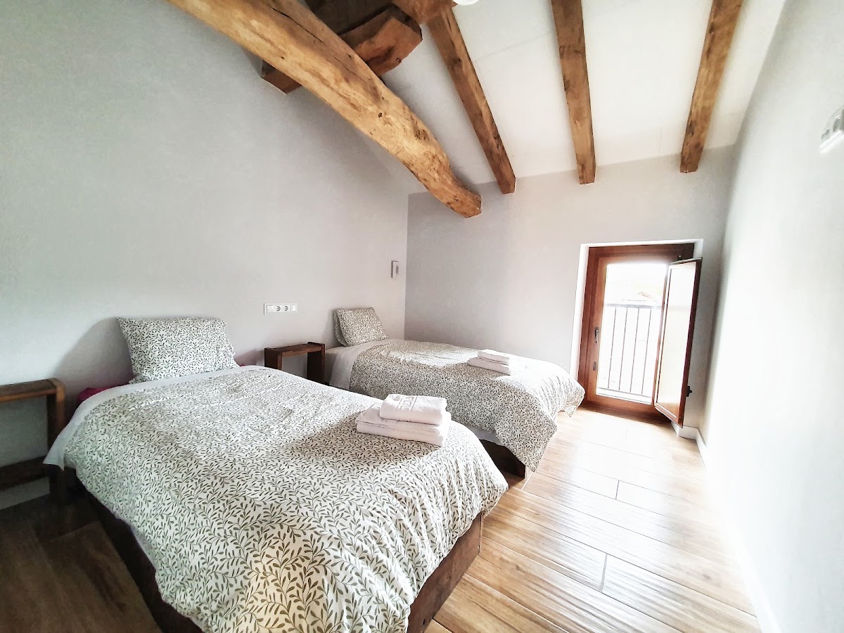 Centro de Retiros de Yoga y Meditación Pirineo · Casa Marterena — 3