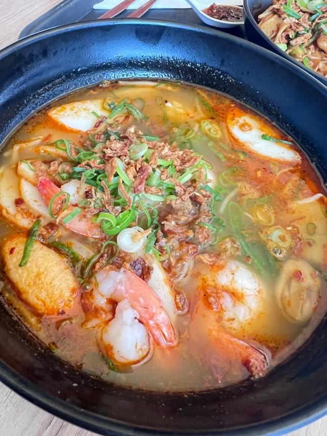 Yin Yang Wok & Soup Bar photo 3