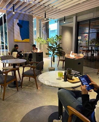 بلوم روستري - سلطانة