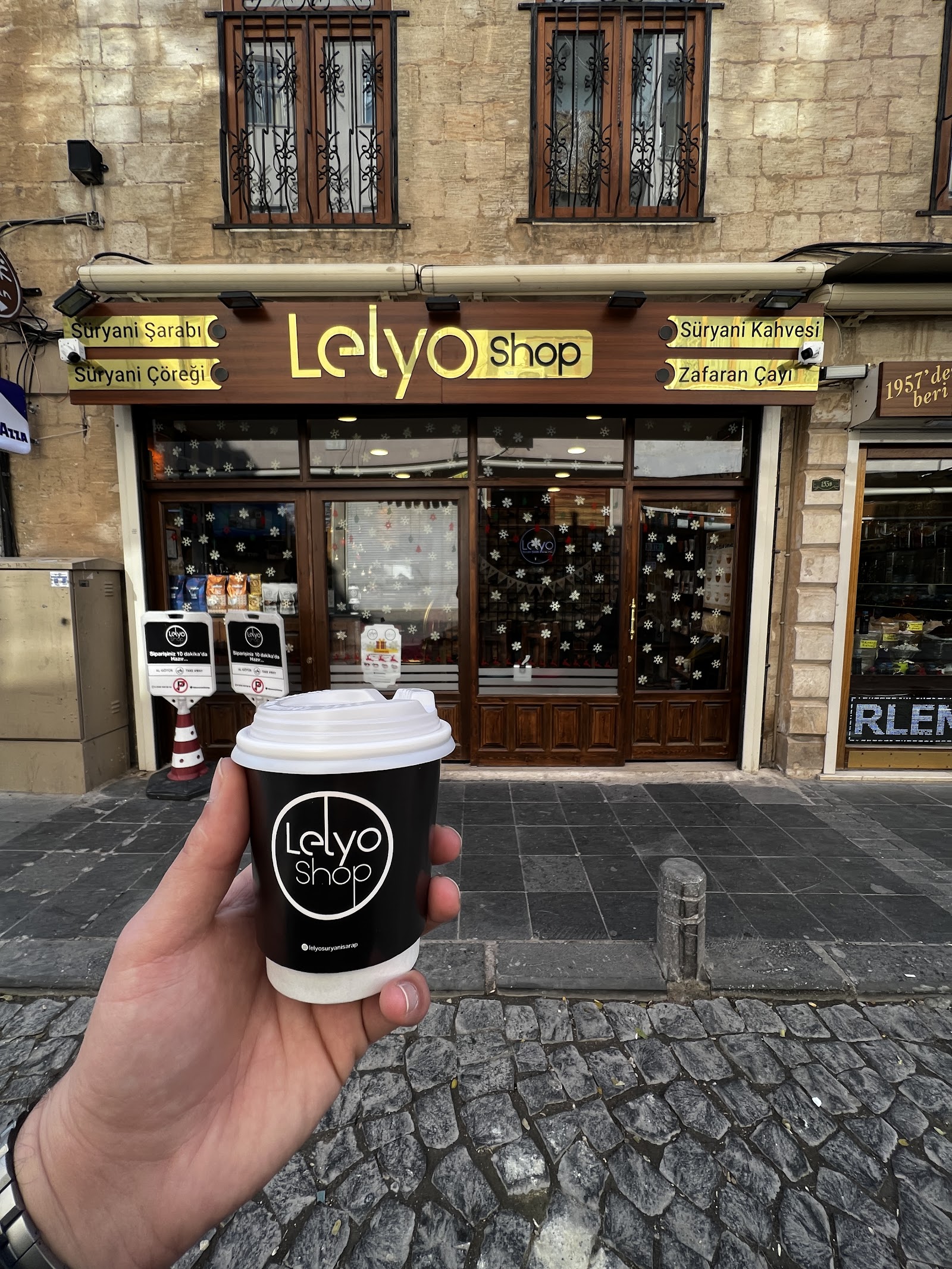 Lelyo Shop mekanı