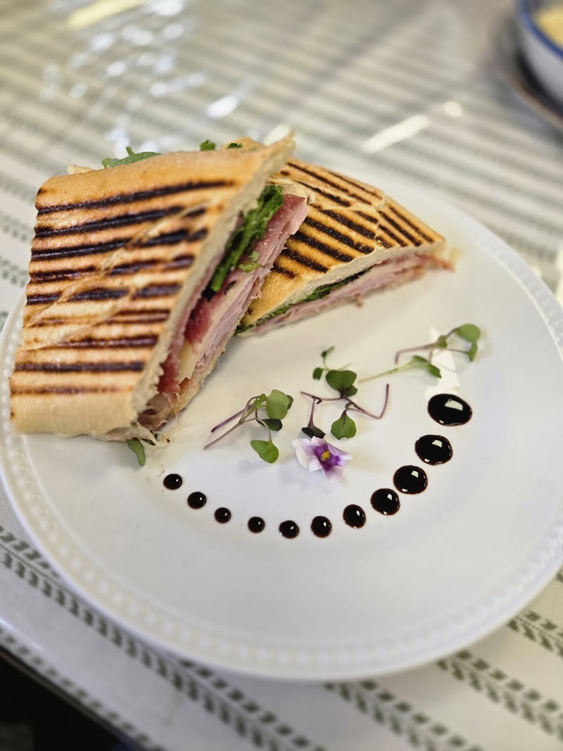 Italia Coffee & Bistro photo 4