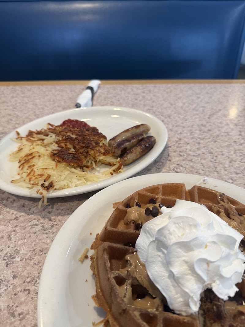 Sherwood Oaks Waffle Cafe photo 3