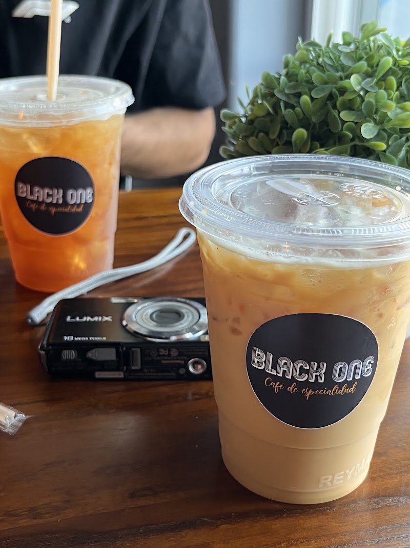 Black One café de especialidad photo 1