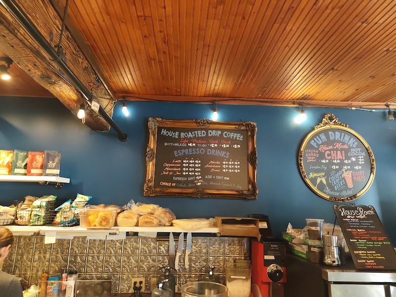 Muddy Buck Coffee House photo 3