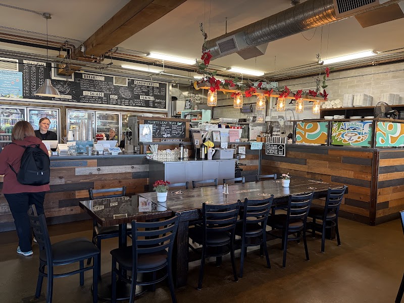 Laura's Coffee Corner White Rock photo 4
