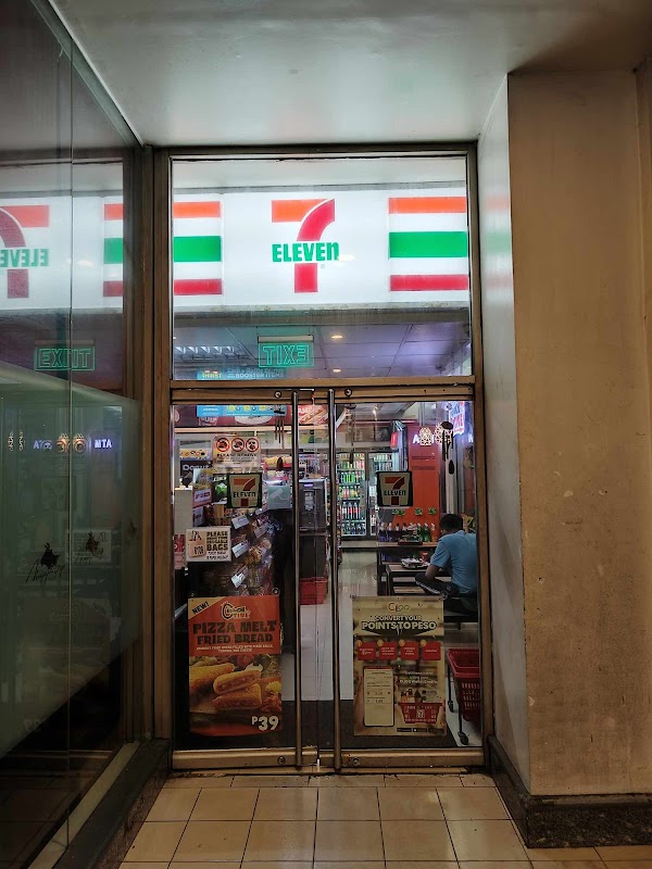 7-Eleven One Mckinley