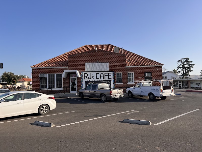 R J's Cafe & Bakery photo 1