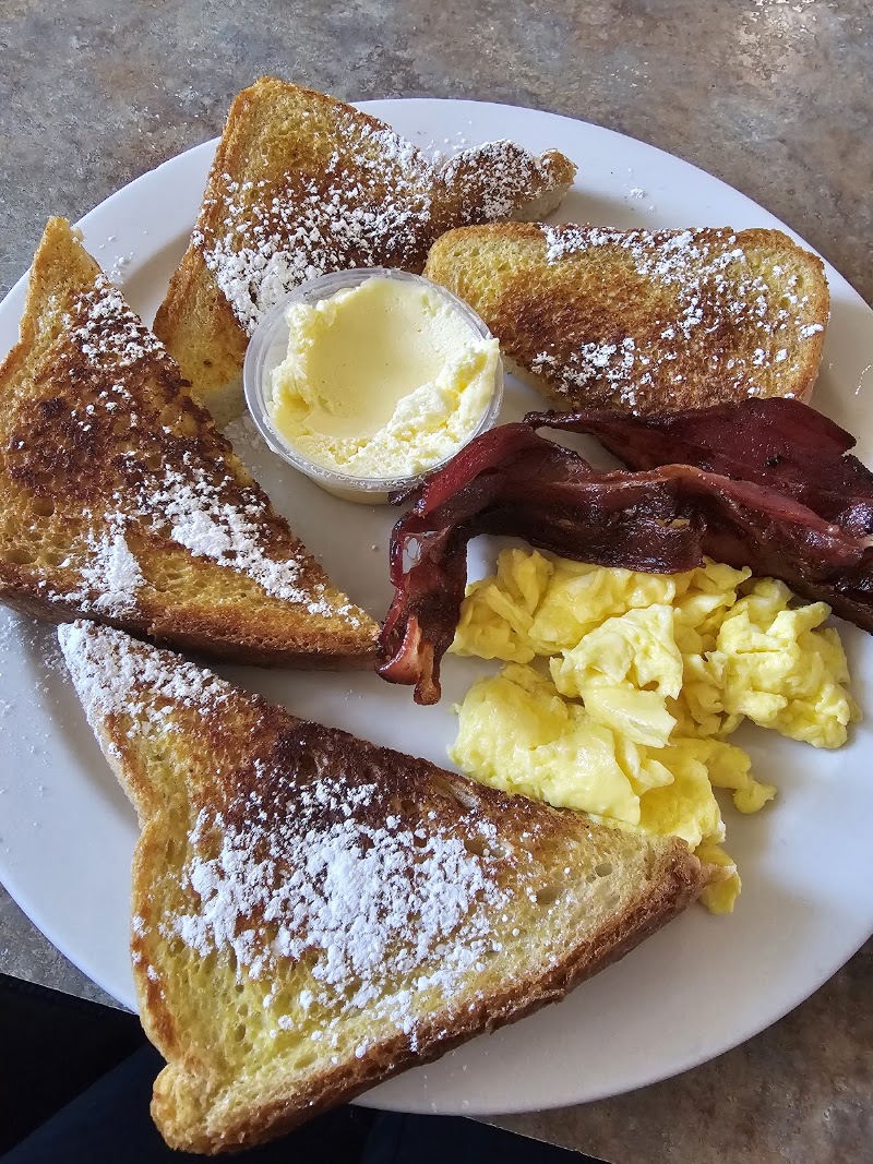 R J's Cafe & Bakery photo 3