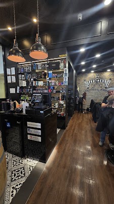 2 BROTHERS TRADITIONAL BARBER photo 3