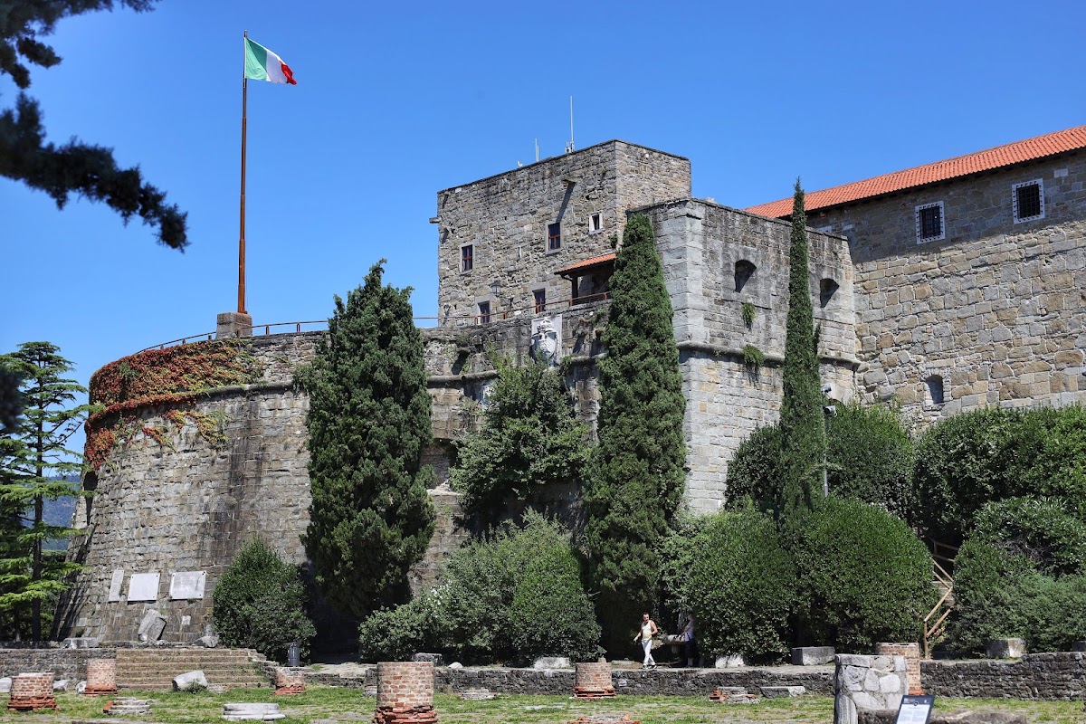 Hrad San Giusto