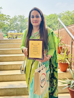 Dr. Ruchi Tandon MD, Queen's Gynecology, Best Gynaecologist in Greater Kailash, Best pregnancy specialist in South Delhi - Image 3