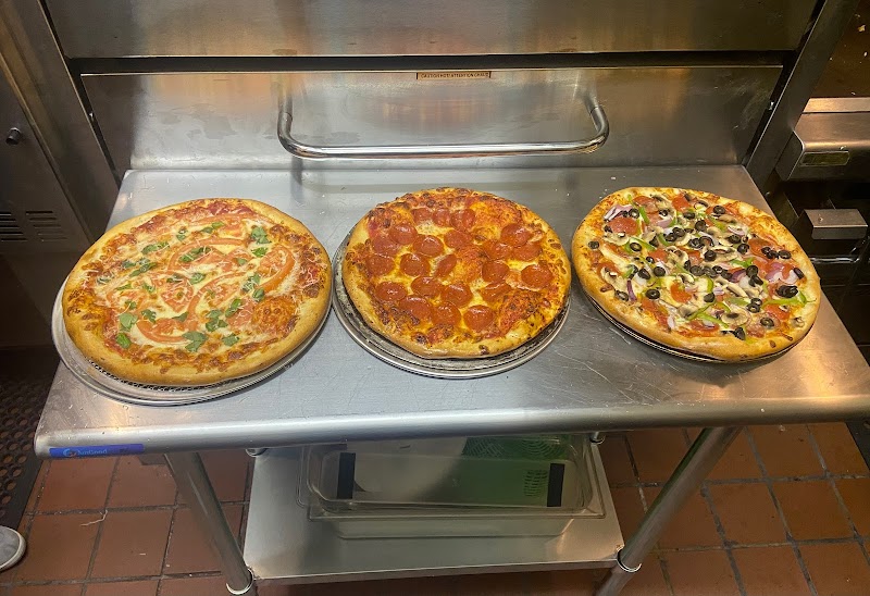 Union Square Pizza & Kitchen photo 4