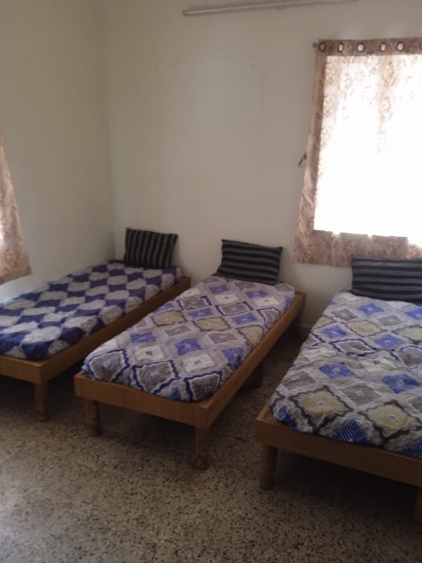 Comfort stay paying guest