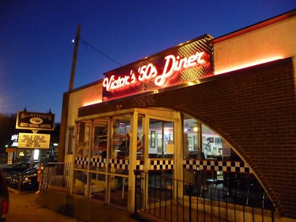Victor’s 50’s Diner