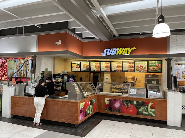 SUBWAY #4260 exterior