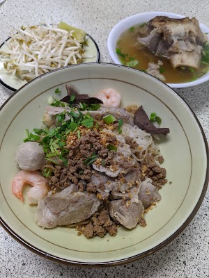 Golden Lake Eatery photo 2